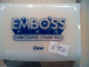 Medio transparente para embossing